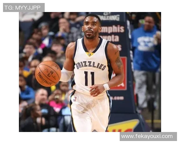 迈克康利的篮球传奇之路与职业生涯的辉煌成就探讨