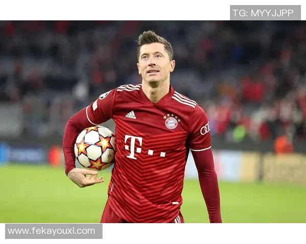 莱万重返德甲对决旧主拜仁球迷愤怒嘘声不断直指忘恩负义