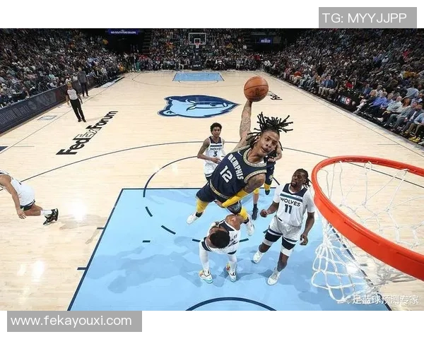 湖人队与灰熊队的激烈对决展现篮球魅力与团队精神的巅峰对抗