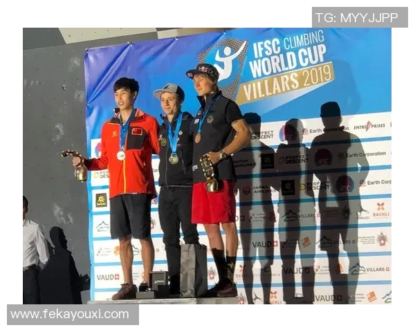 南京攀岩队以59分稳居攀岩联赛积分榜首位展现强劲实力 南京攀岩队以59分稳居攀岩联赛积分榜首位展现强劲实力