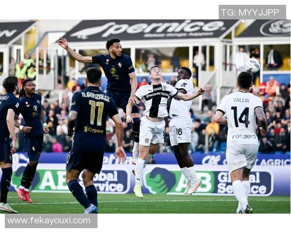 都灵与德比尔图斯的激烈对决揭示意甲新格局与球队未来发展潜力